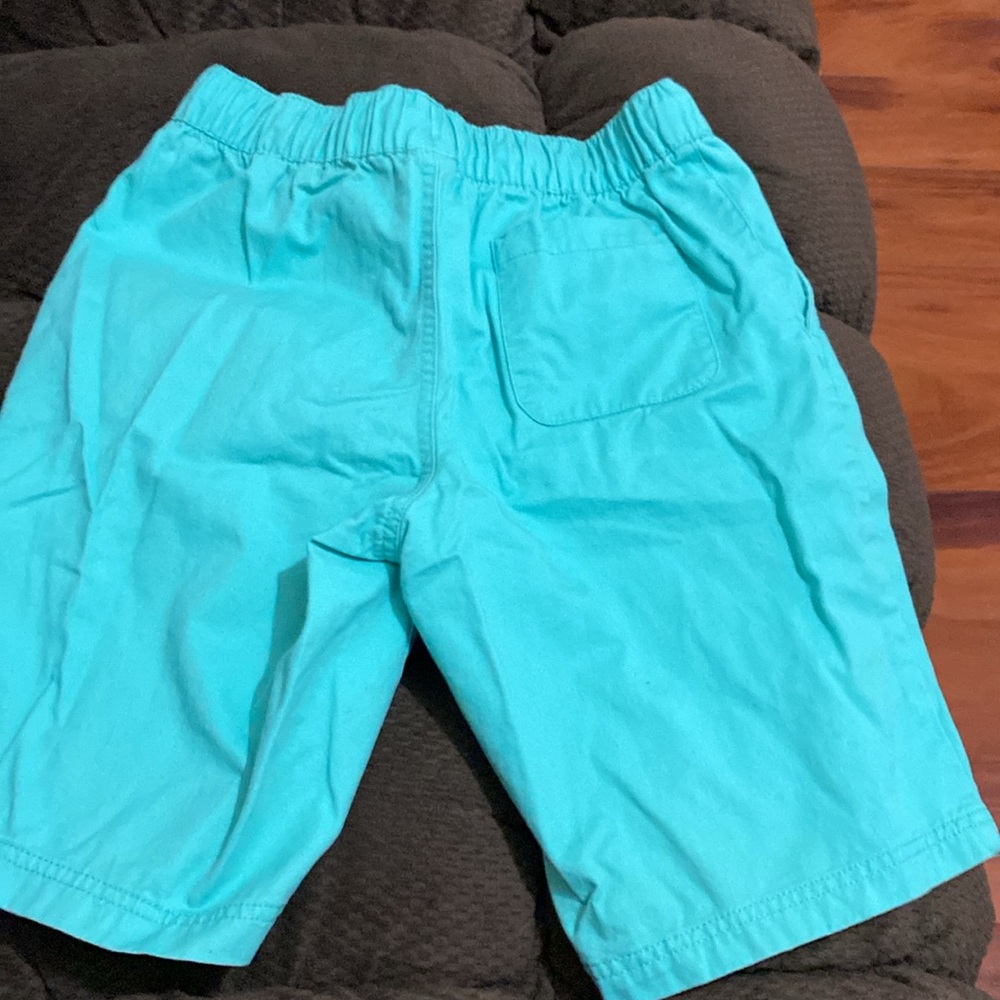 Shorts - Picture 3 of 3